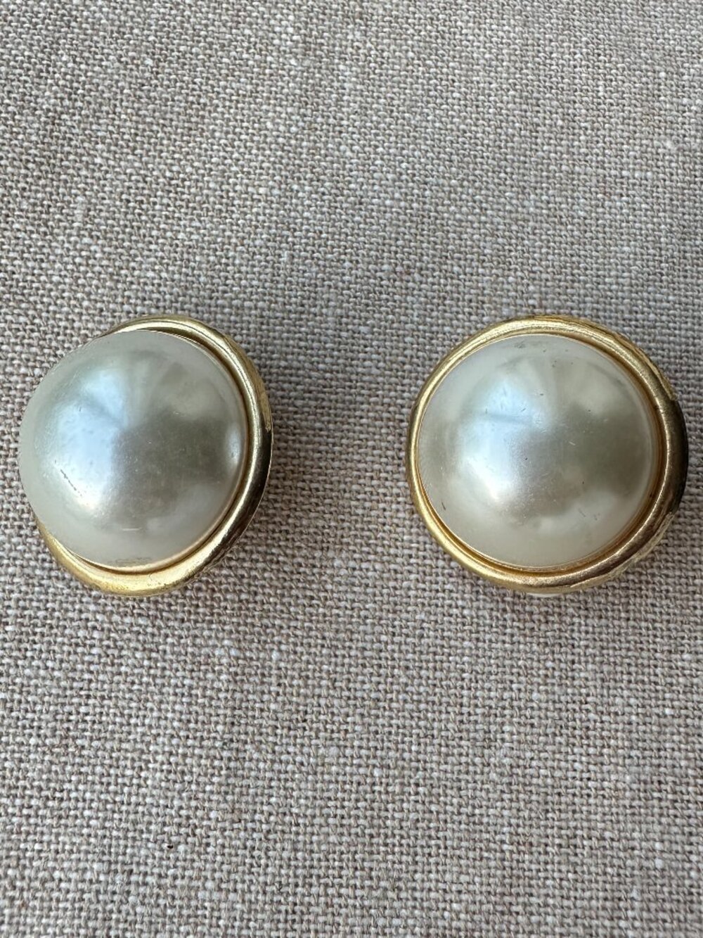 Vintage Style Oversized Faux Pearl Clip-On Earrings Gold Tone Round 1 Inch